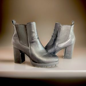 Primary Chunky heeled Ankle Boots